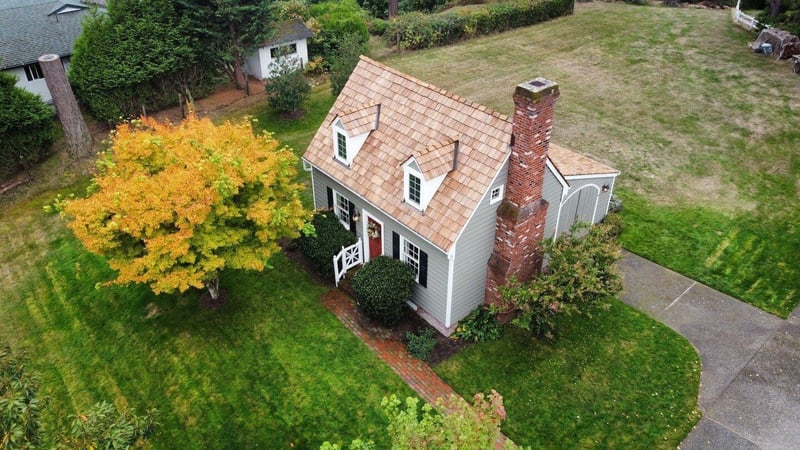 Cedar shake roof