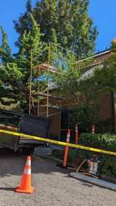 Scaffolding For New Seattle Deck | Seattle | RoofSmart 