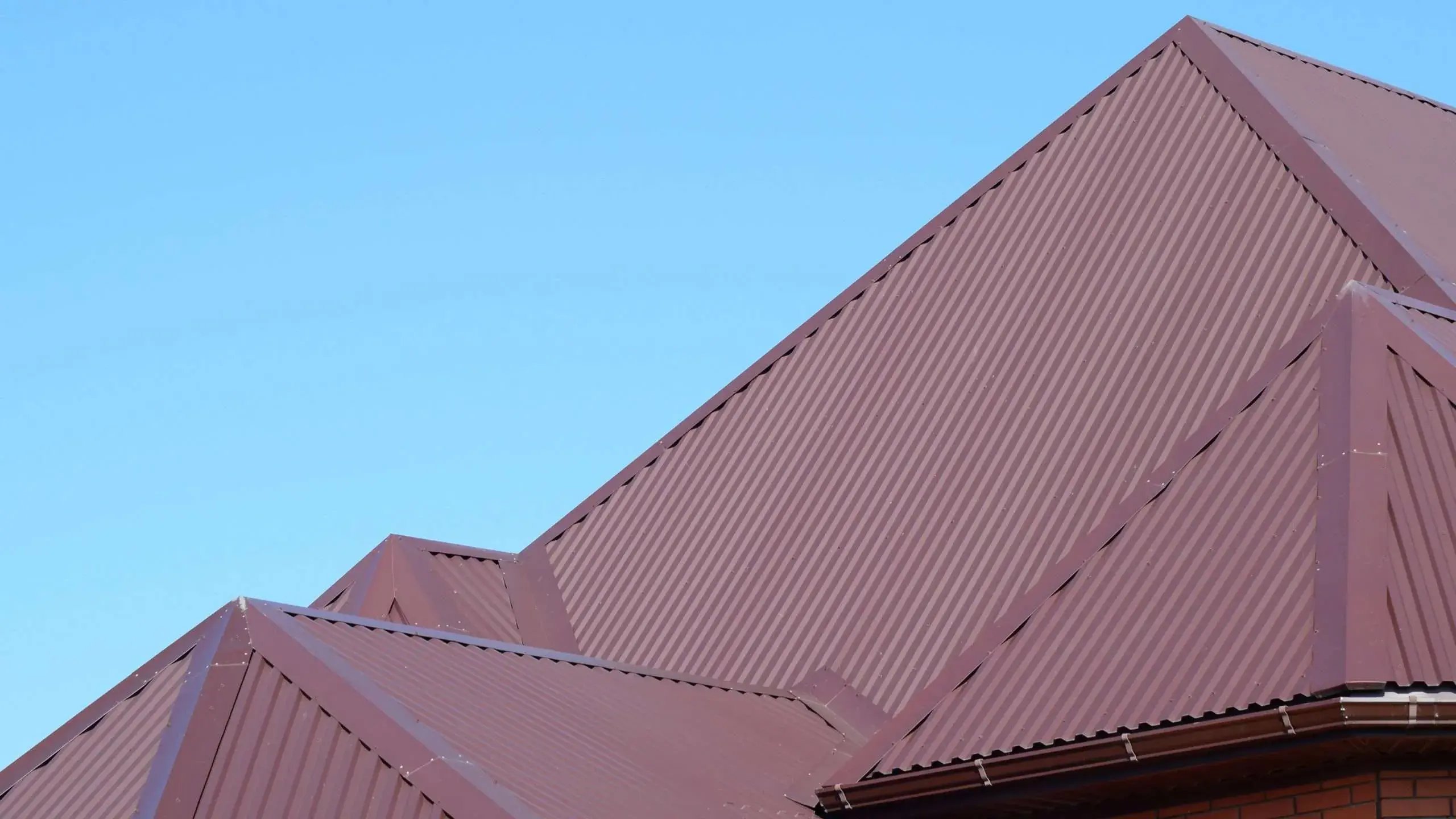 Brown-Metal-Roofing-RoofSmart-Redmond-WA-Subpage-scaled