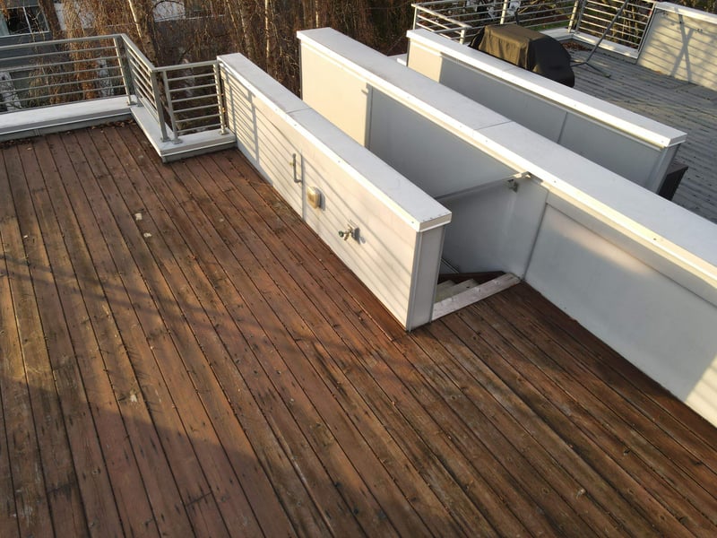 long planks rooftop deck