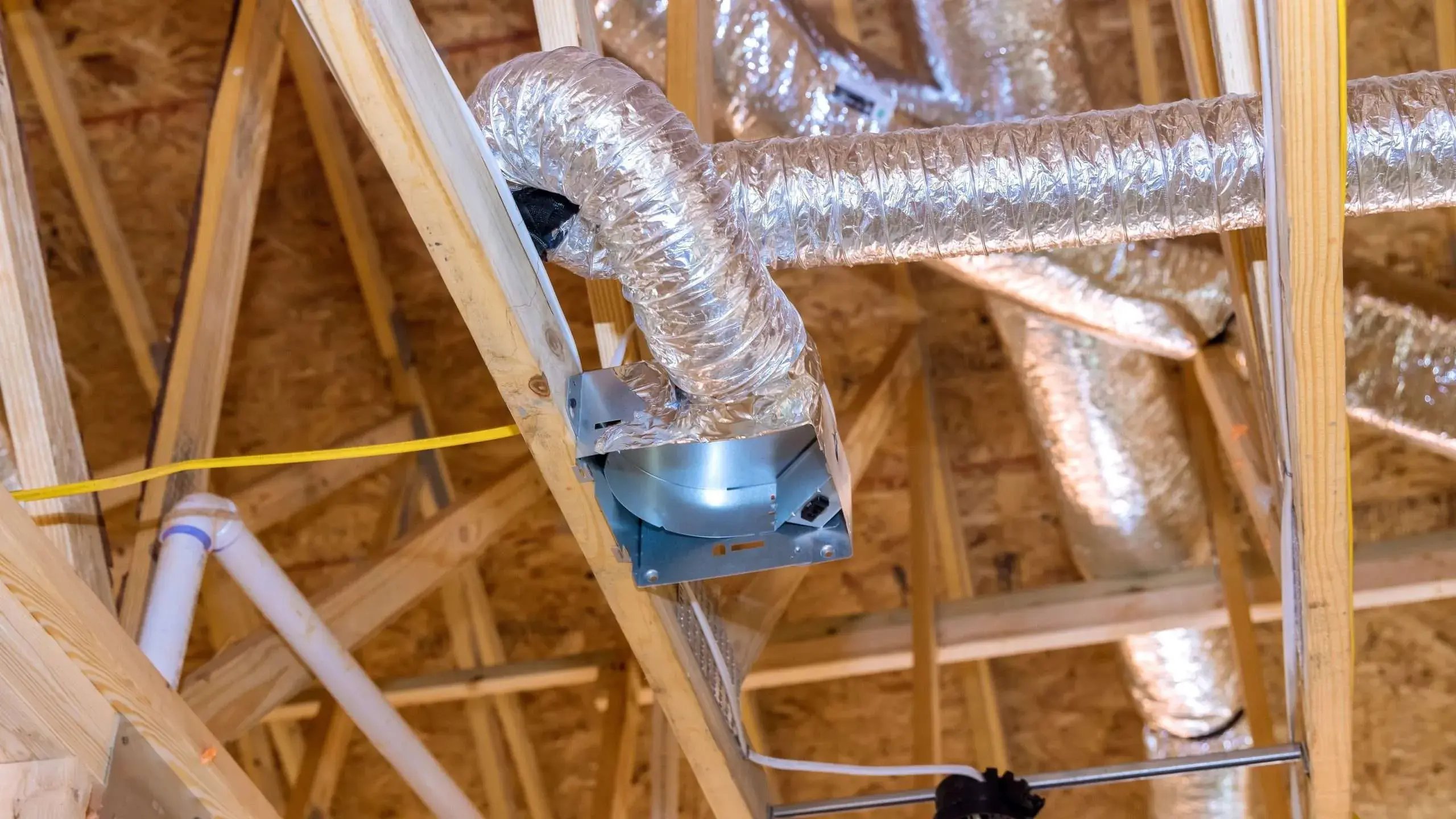 Outstanding-Attic-Ventilation-Service-In-Issaquah-WA-By-RoofSmart-scaled