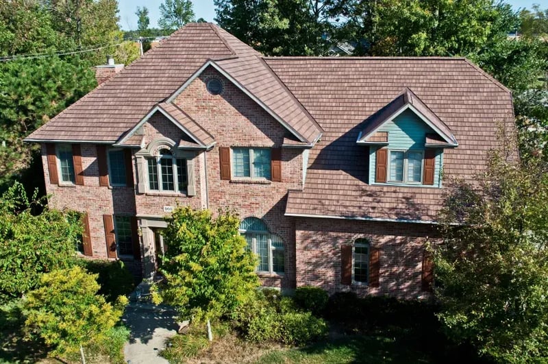 New-Cedar-Metal-Shingle-Roof-in-Seattle